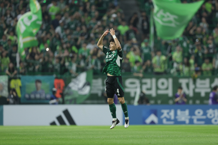 [K리그1 리뷰]"이승우 환상 오버헤드→박진섭 결승골" 전북, 울산 '현…