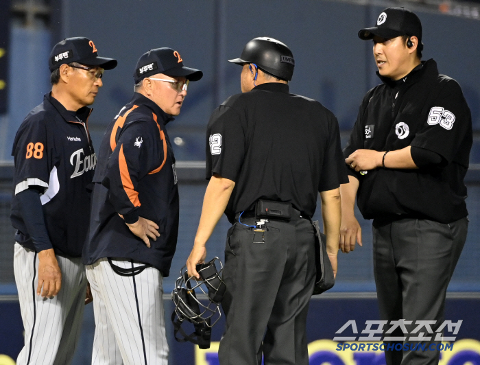 충격, 또 충격...체크스윙 오심에 멍드는 KBO,  현장은 