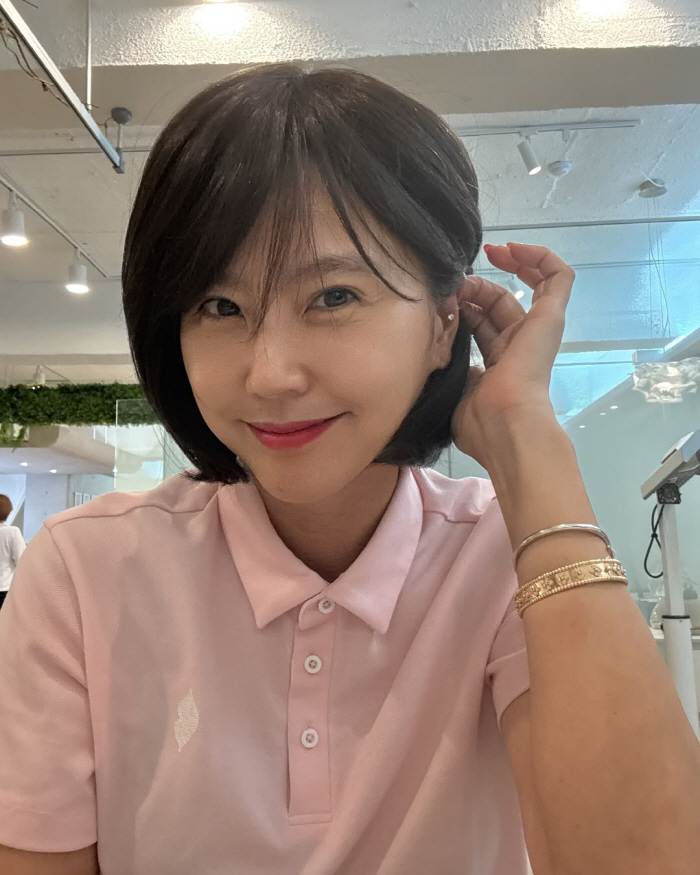 '주영훈♥' 이윤미, 깜짝 단발 변신 후 "사고쳤…!!"