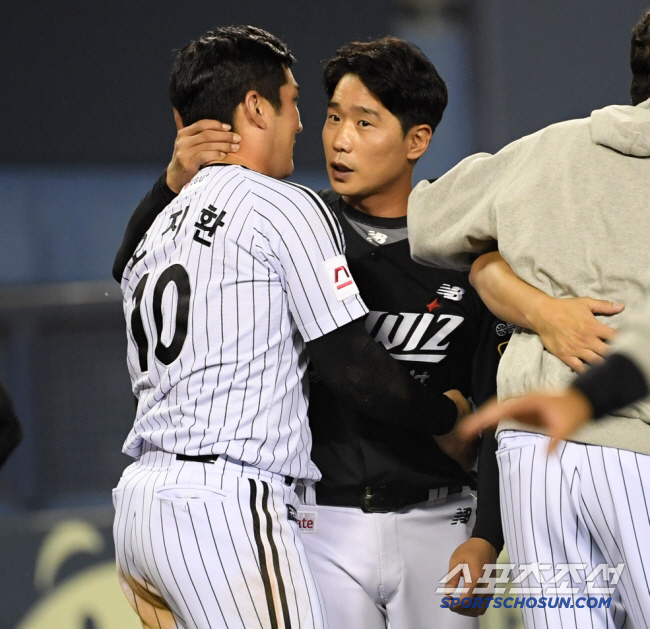'아픈 손가락'이었던 박경수의 은퇴식, 왜 친정 LG 아닌 KIA전에 열…