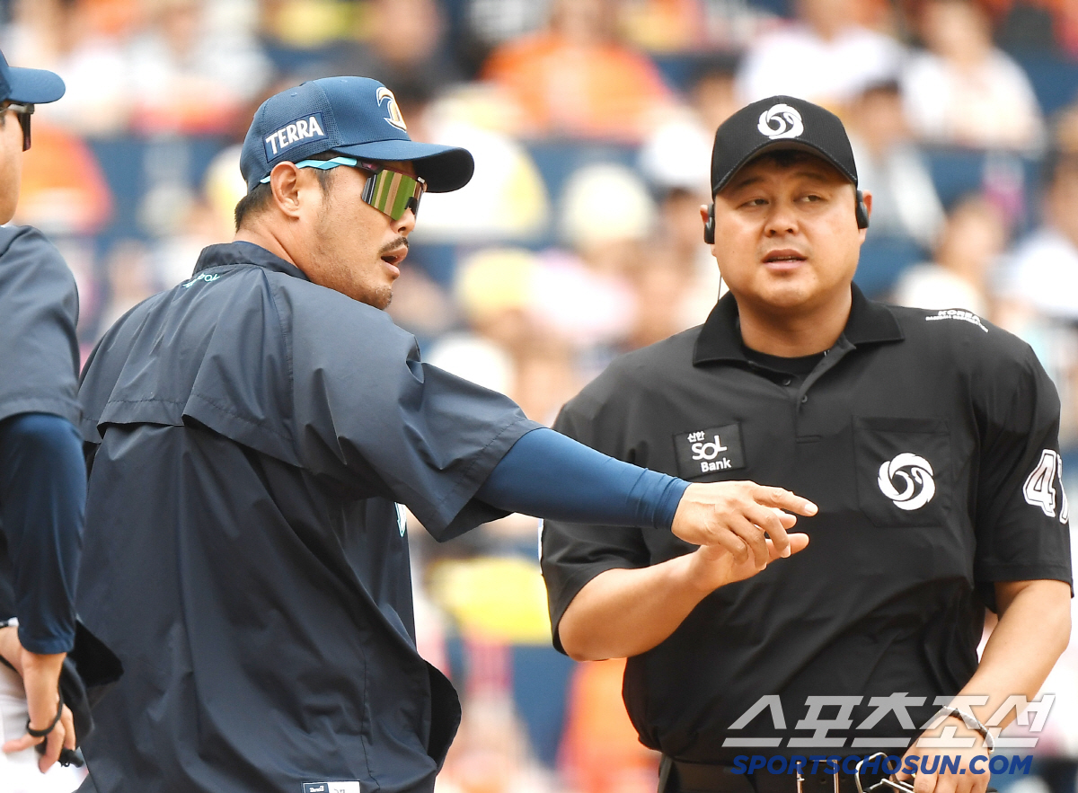 "한 번도 퇴장 안 당해보려고 했는데…" 사령탑 부임 후 첫 퇴장, 이호…