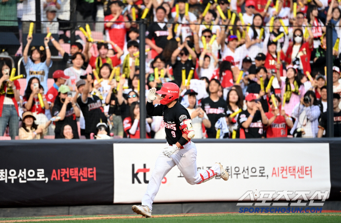'최초 또 최초' 김도영 없으니 친구가 일 냈다!…홈런-홈런, KIA 샛…