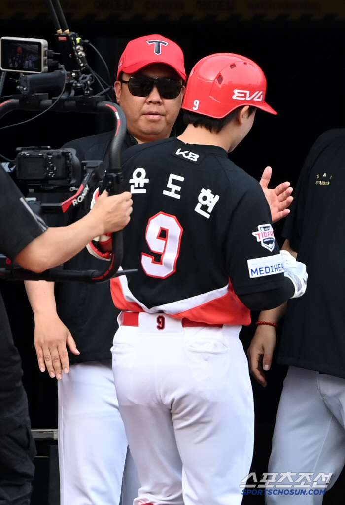 '최초 또 최초' 김도영 없으니 친구가 일 냈다!…홈런-홈런, KIA 샛…