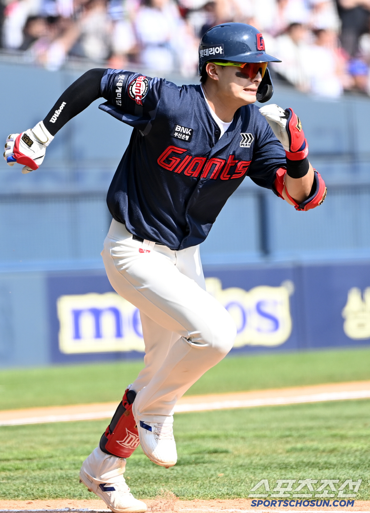 155㎞ 직구 통타 → 168㎞ 총알 홈런…롯데 윤동희, '1선발' 앤더…