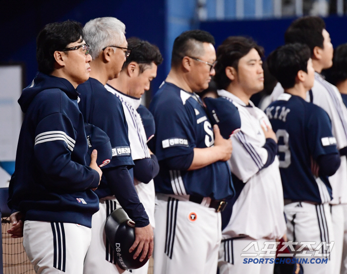 곽빈 없어 9등? 10연패 꼴찌팀에 이틀 연속 0대1 패배...9안타 3볼넷 0득점 어떻게 이기나