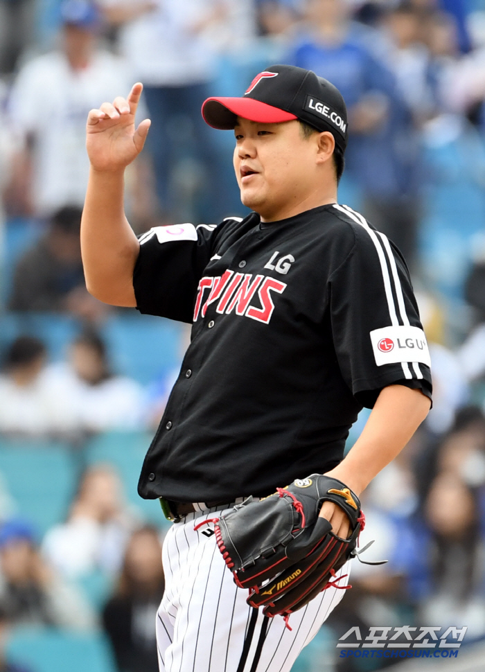 '잘 버텼다' 클로저 유영찬 복귀가 신호탄? 장현식→김강률→이정용→함덕주…