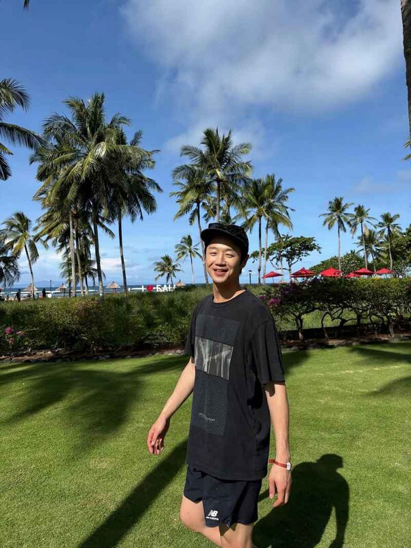 “발리에서 생긴 일” 정준원, 초여름 햇살 담은 청량 미소