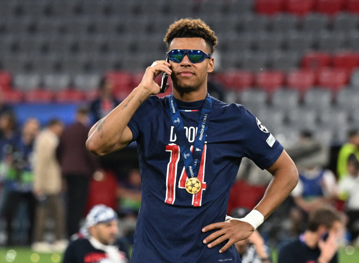 "평점 짜기로 유명한 佛레퀴프도 10점 만점에 10점 줬다" PSG 55…