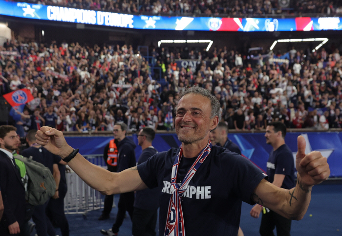 "평점 짜기로 유명한 佛레퀴프도 10점 만점에 10점 줬다" PSG 55…