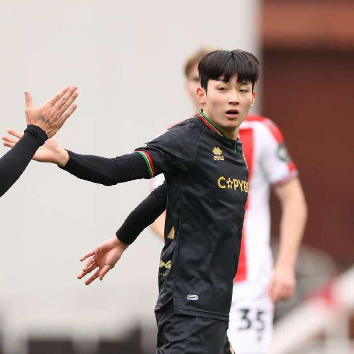 "QPR 유니폼 판매 1위" 양민혁 정말 안중에도 없나...토트넘, 20…