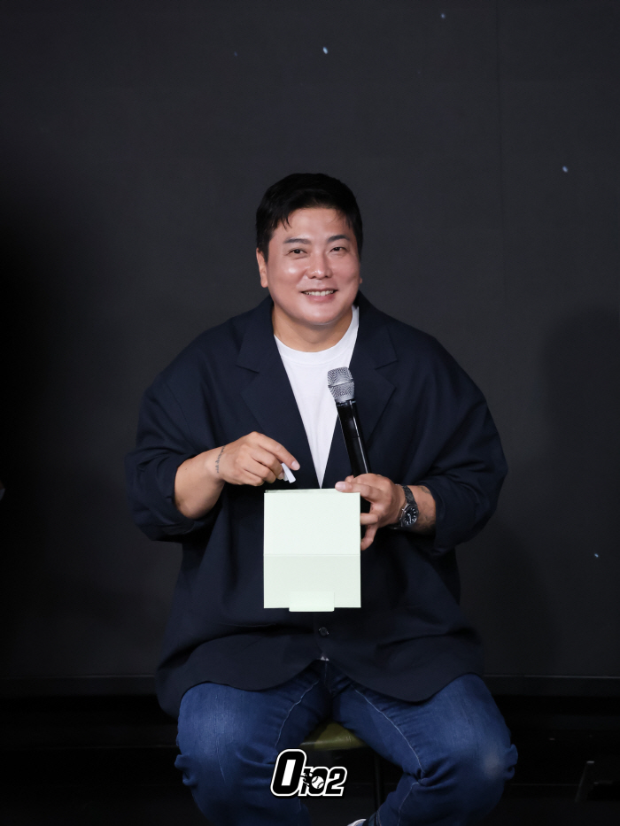 "타격에는 정답이 없다" 레전드 김태균이 야구 유망주에게 전한 메시지…첫…