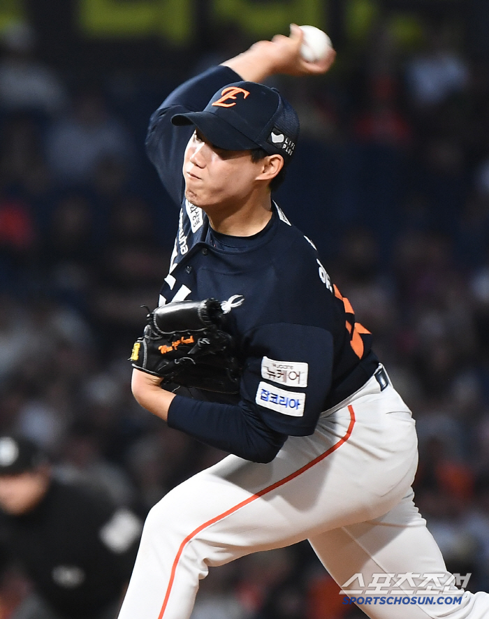 KBO 강속구 역사 바뀔 수 있다…'메이드 인 서산' 155㎞ 강렬 데뷔…