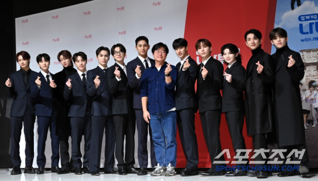 나영석 PD·세븐틴 조합, 1%도 못 지켰다..'나나민박' 0.7% 충격적 출발[SC리뷰]