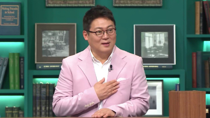 윤소희, '데블스 플랜2' 논란 뒤…이번엔 '시즌1 우승' 하석진과 라인…