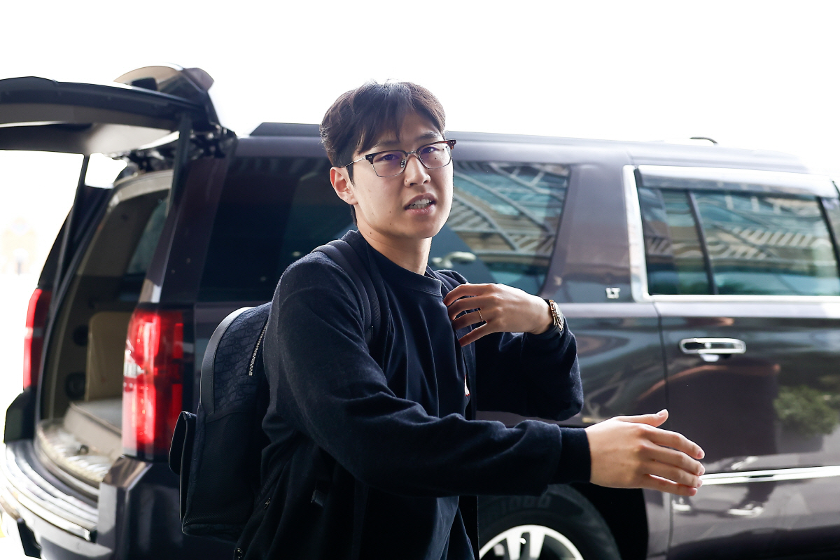 "꿈같은 현실" 챔스+유로파 우승 신화가 한 자리에, '트레블' 이강인 …