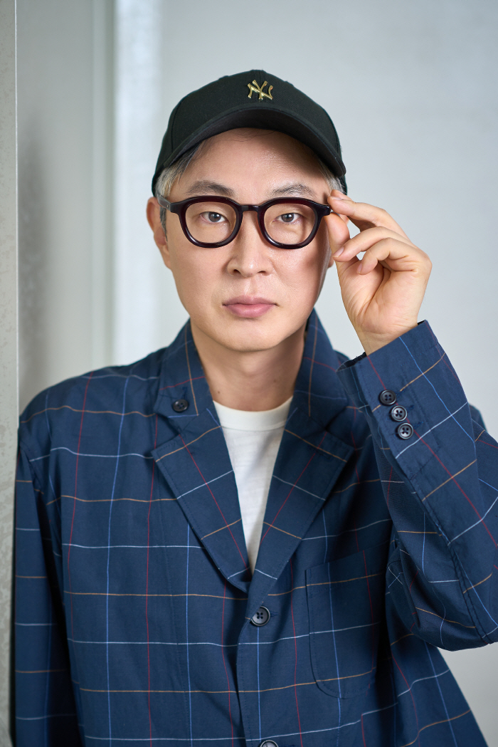 [SC인터뷰] "유아인만 주인공 아냐"…'하이파이브' 강형철 감독, 7년…