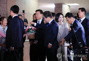 [이재명 당선 확실] 축구 구단주 출신 첫 대통령…e스포츠에도 적극적