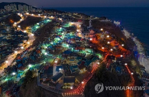 "아름다운 동해의 밤을 달린다" 동해시티투어버스 야간 운행