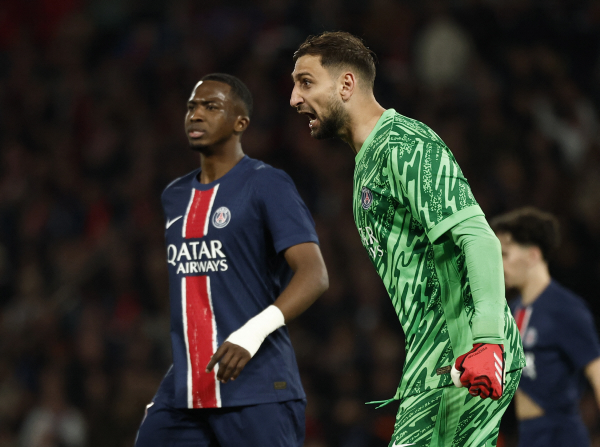 '굿바이, 강인' 맨유 칼 빼들었다! PSG 재계약 불투명 '6000만 …