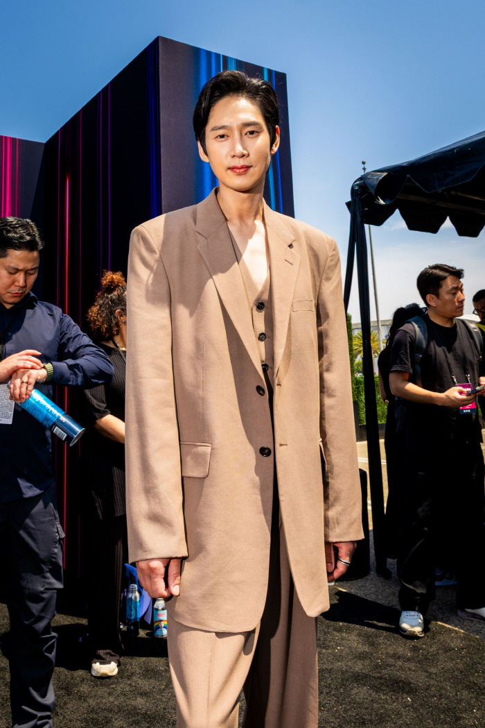 '활동 재개' 박성훈, 넷플릭스 '투둠' 등장..'오징어 게임' 美팬들 만났다