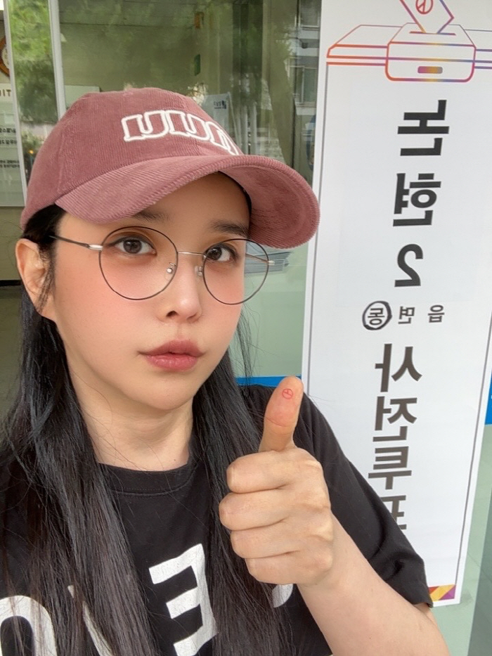 '성소수자' 하리수, 이재명 당선에 한마디…"잘 살 수 있도록"