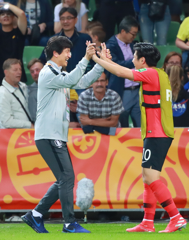 "韓 새 역사!" FIFA 대회 첫 '자력 톱시드'…'준우승 신화' 정정…