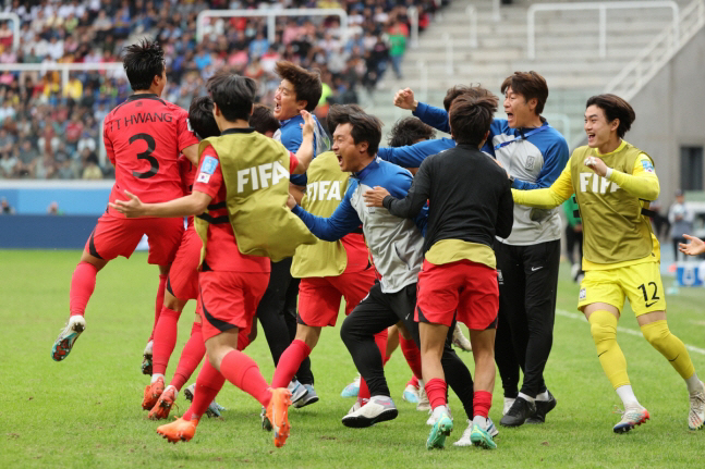 "韓 새 역사!" FIFA 대회 첫 '자력 톱시드'…'준우승 신화' 정정…