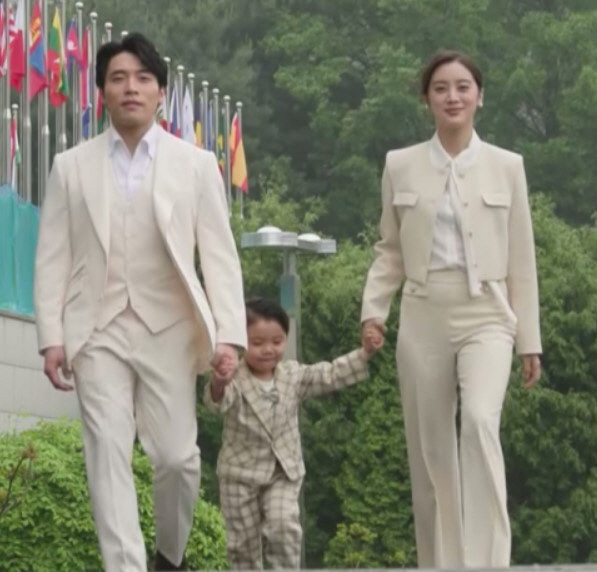 우혜림, 자식농사 대성공..'언어천재' 38개월 아들, 최연소 홍보대사 …