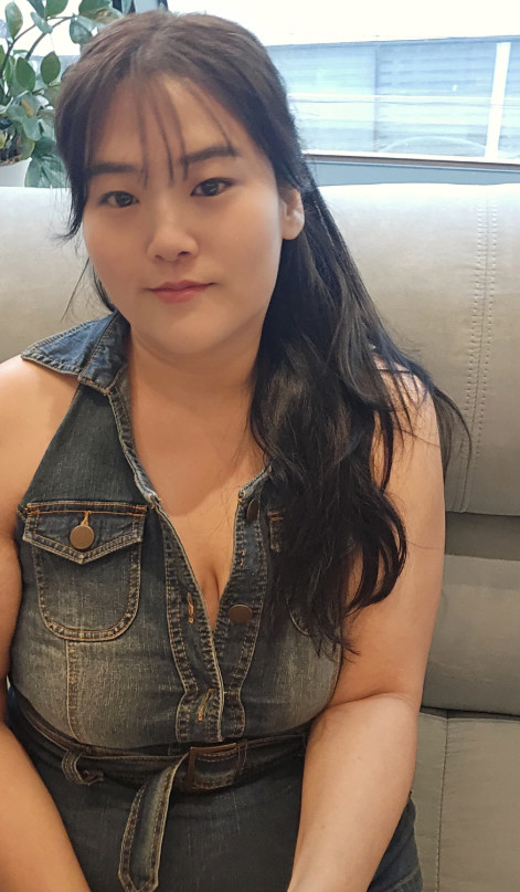 미나 시누이, 70kg 감량 후 노출도 거뜬…과감한 '백리스 패션'