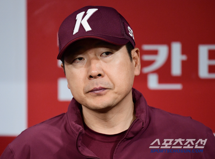"하나 남은 외인타자 6주 아웃 → 대체 선수 찾는중" 야심찼던 '용타 …