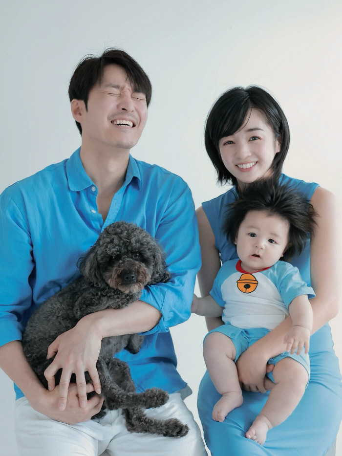 심형탁♥사야, 붕어빵 子와 첫 가족사진 