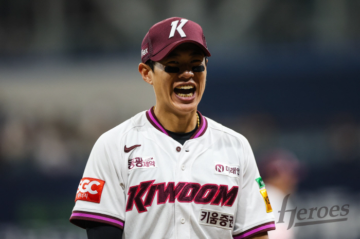 '10연패 탈출 오열' 돌아본 캡틴의 속마음 "이젠 동정 아닌 축하 연락…