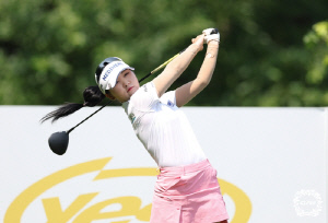 KLPGA 상금·대상 포인트 선두 이예원 