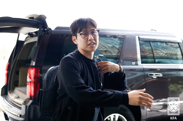르 파리지앵 "여러 팀에서 주전으로 뛸 수 있는 이강인, 좋은 제안 오면…