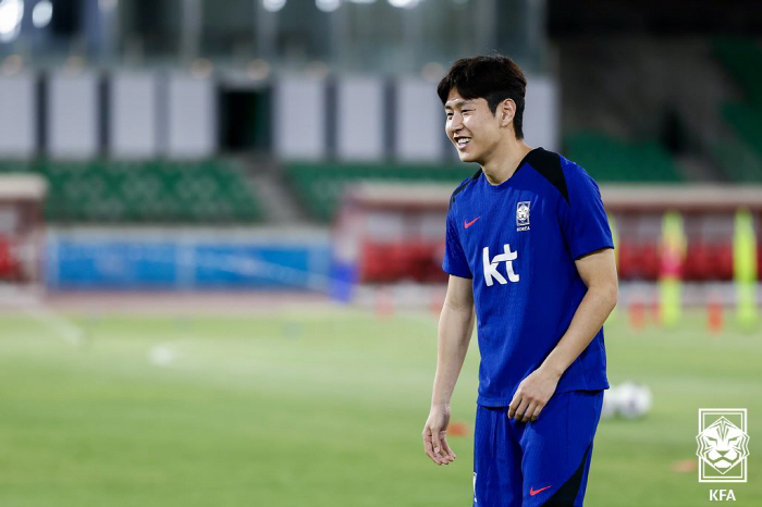 르 파리지앵 "여러 팀에서 주전으로 뛸 수 있는 이강인, 좋은 제안 오면…