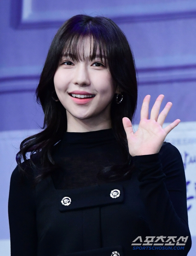 [공식] 주현영, 어제(4일) 스케줄 이동 중 교통사고…"경미한 부상"