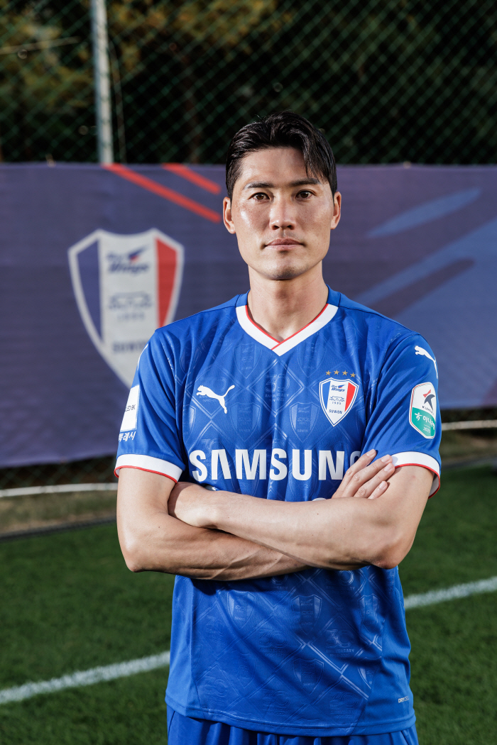 [오피셜]"승격 하겠습니다" 수원 삼성, 검증된 베테랑 센터백 황석호 영…