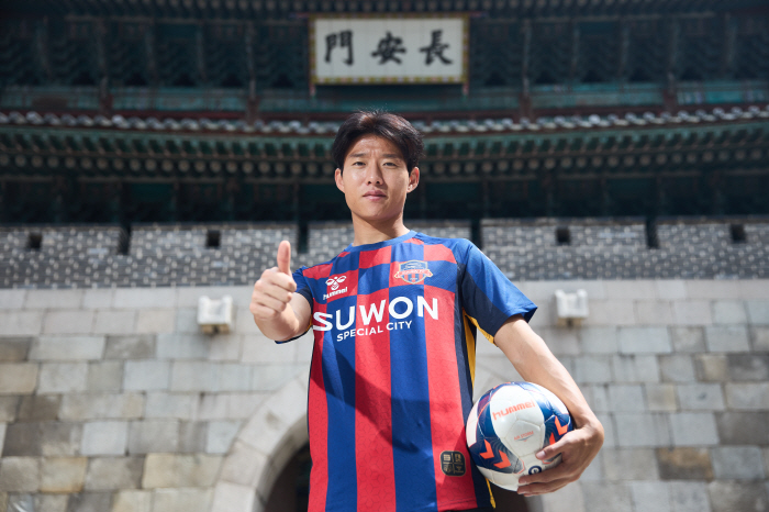 [오피셜]수원FC, 전북서 발빠른 날개 안현범 임대…검증된 카드로 전력 …