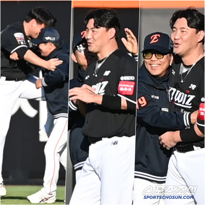 '스승님께 니킥?' 양상문 코치가 반가운 장성우의 격한 애정표현[대전 스…