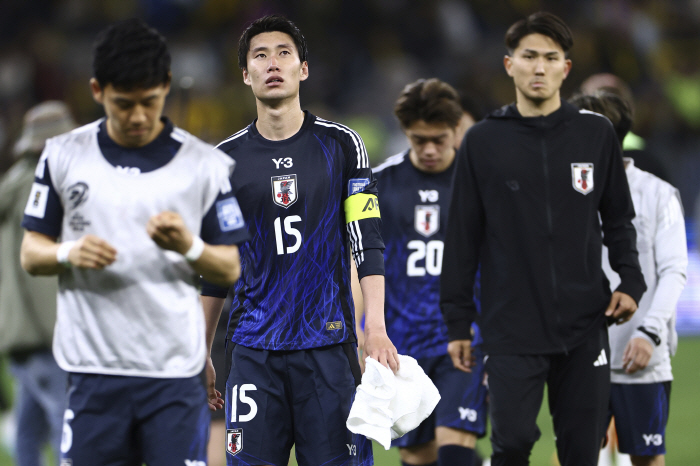 '中 또 눈물' 인도네시아에 0-1 밀린 채 전반 마감…'日, 왜 2군도…