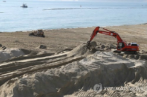 부산 해수욕장 백사장이 사라진다…연안 관리 대책 시급