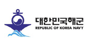 '호국영웅 헌신 기억' 진해 해군 지휘관, 현충일 충혼탑 참배