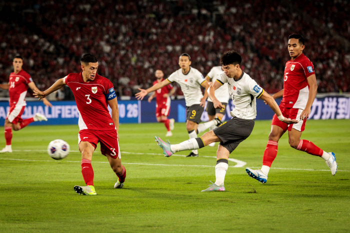 '최악 졸전' 중국, 인도네시아에 0-1 리드 허용…이대로면 월드컵 탈락…