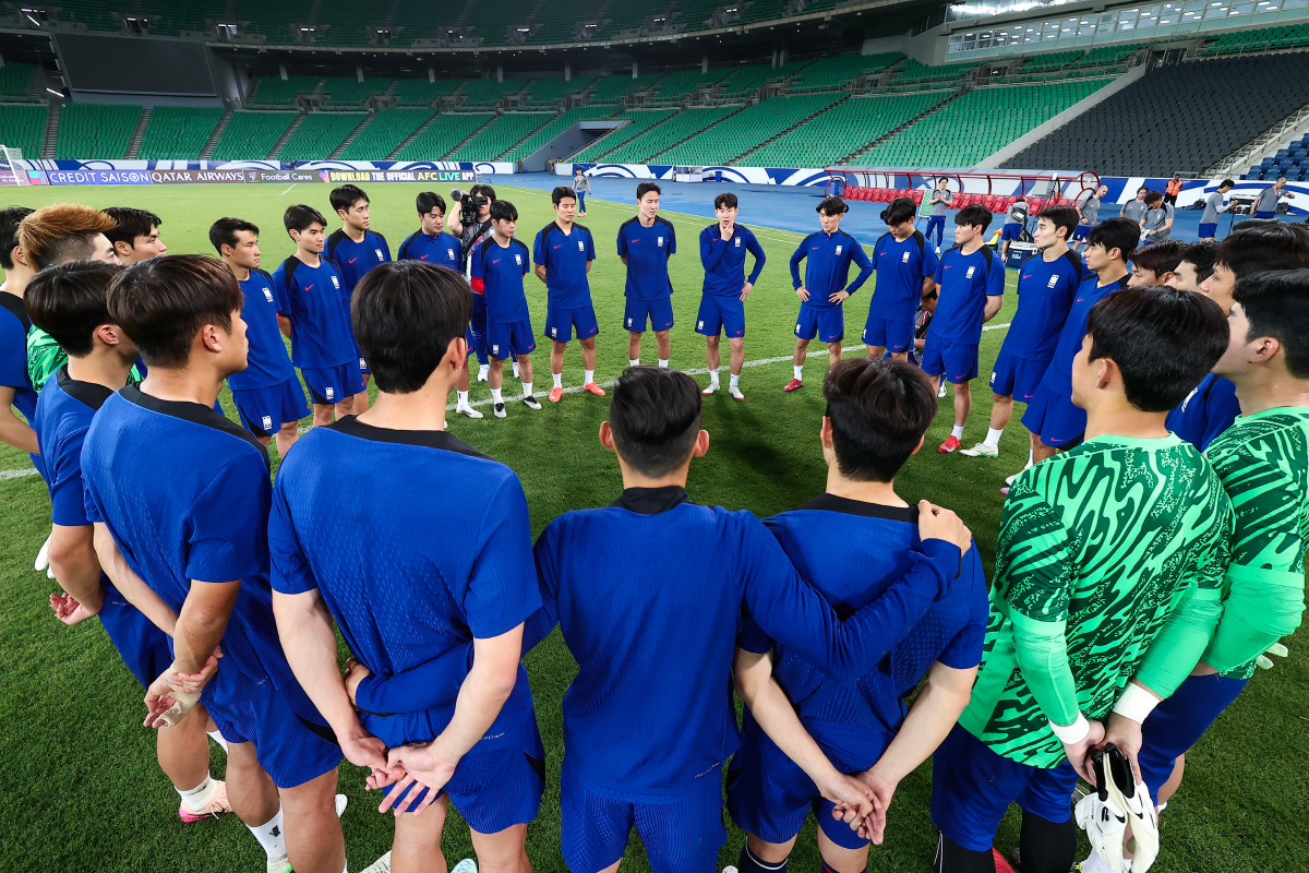 요르단은 오만 3:0 완파…홍명보호, 이라크전 비기면 북중미행 확정!