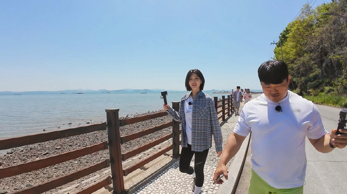 '이혼' 율희, 최민환과 결혼생활 또 언급 "엄마들은 신발만 신어도 웃는다고" (뛰어야산다)
