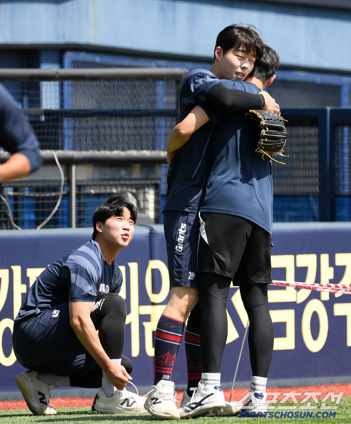 '이게 무슨 운명의 장난' 전날 끝내기 안타 두산 김민석 따라한 롯데 전…