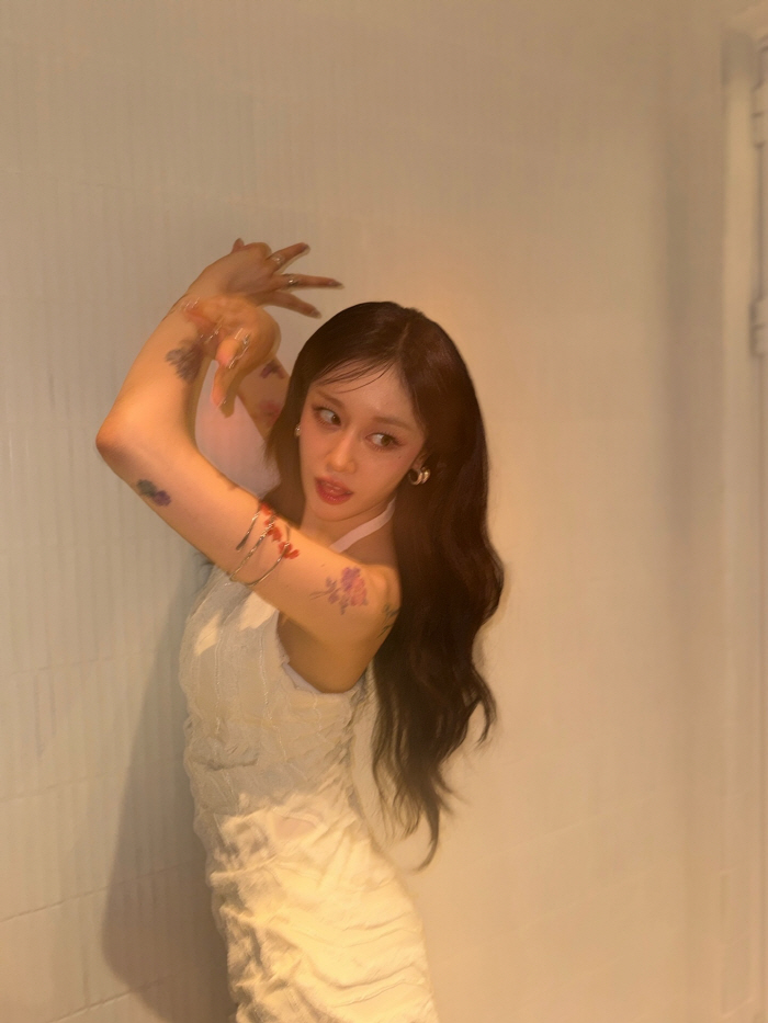 지연, 황재균과 이혼 후 더 과감+파격…문신으로 온 몸 뒤덮었다