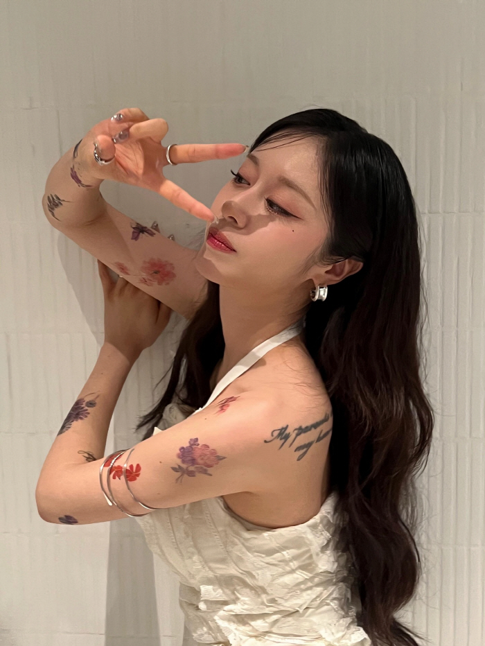 지연, 황재균과 이혼 후 더 과감+파격…문신으로 온 몸 뒤덮었다