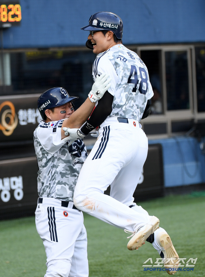 화수분 부활하자 '신구 조화' 완성됐다…첫 홈런, 첫 SV 