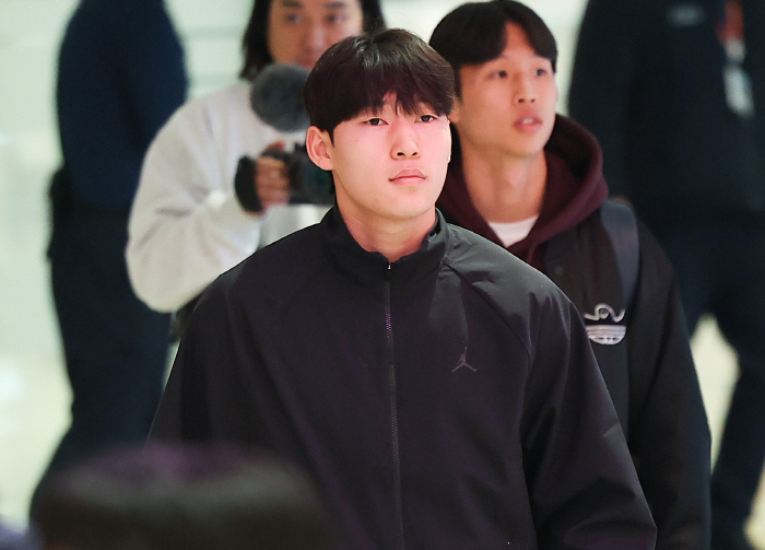 [오피셜]U-22 대표팀서 뛰던 배준호, 쿠웨이트전 위해 홍명보호 합류 …